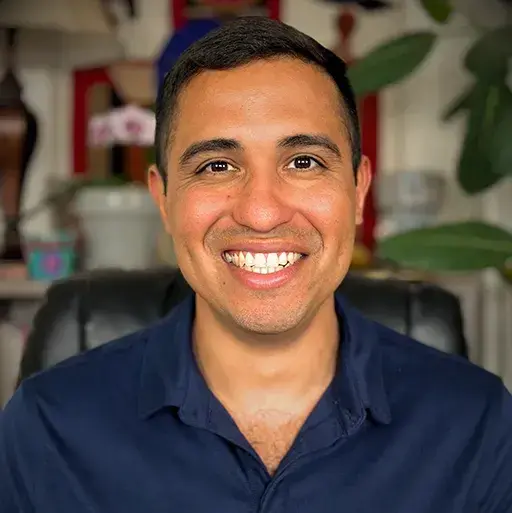 Reid Lindsay - Happy Sloane client