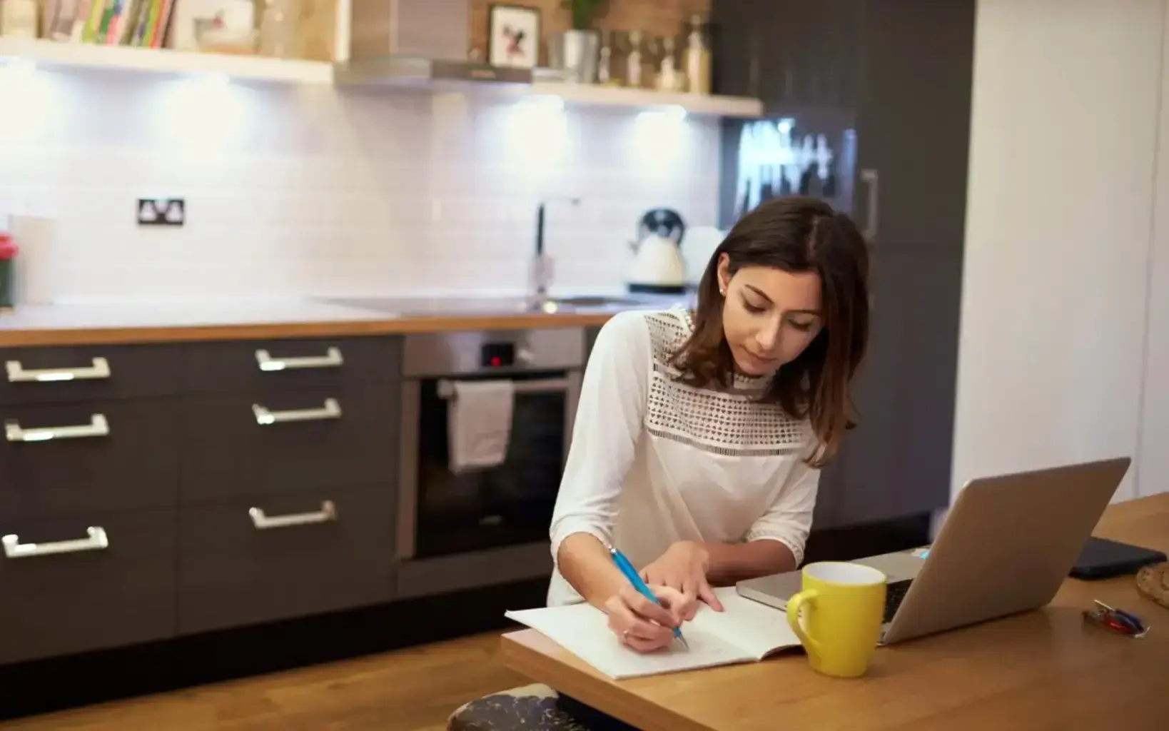 AI for Small Business: Beginner's Time-Saving Guide