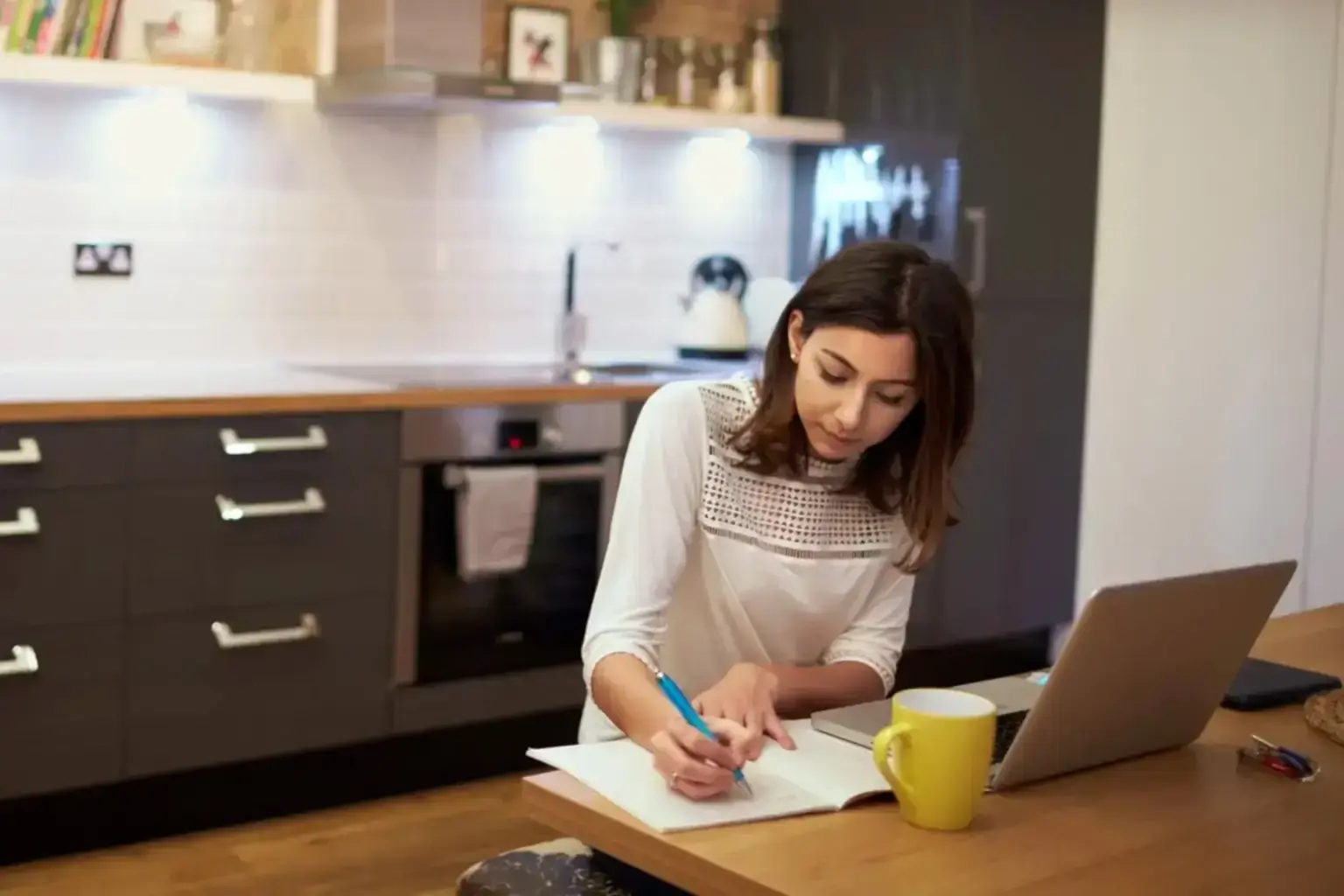 AI for Small Business: Beginner's Time-Saving Guide